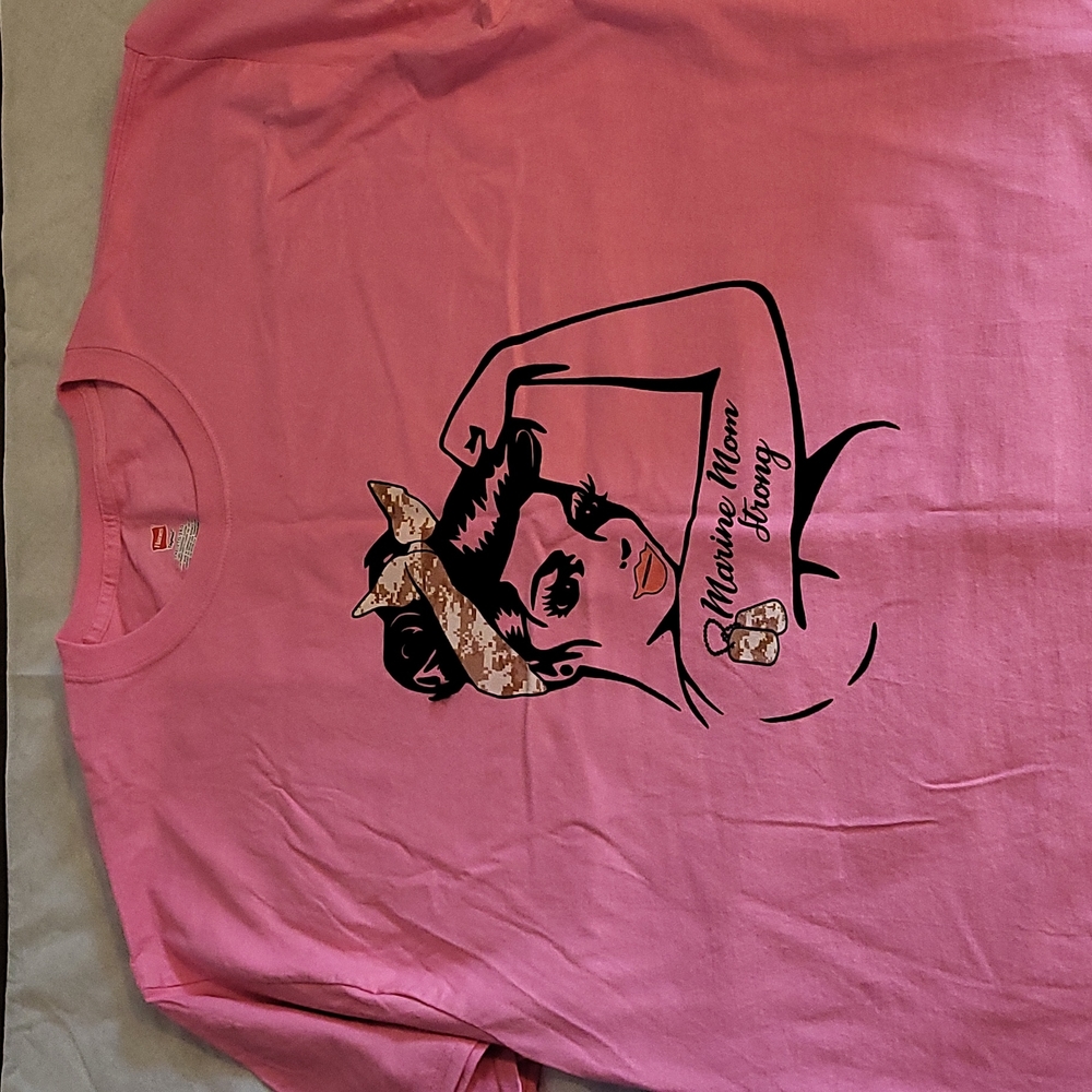 Marine mom t-shirt